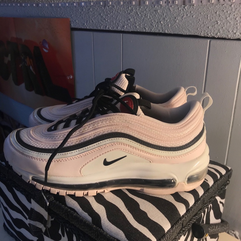Air max 97’s Valentine’s Day special